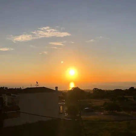 Moments - δύο υπνοδωματίων με μοναδική θέα!